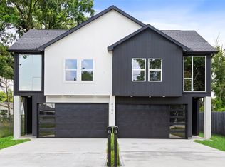 4104 Falls St, Houston, TX 77026