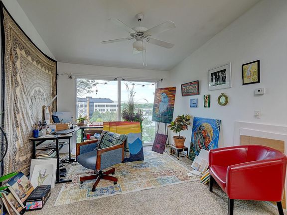 5th image of 610 Capitol Blvd