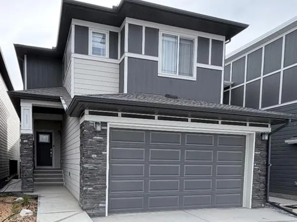 902 S Bluerock Way SW, Calgary, AB T2Y 0S5