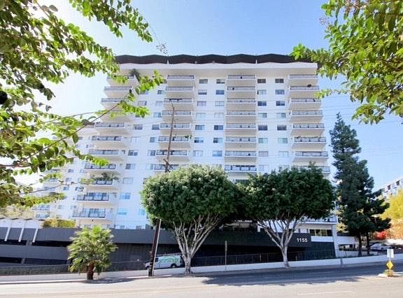 5th image of 1155 N La Cienega Blvd APT 503