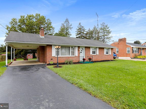 2nd image of 9714 Chapelwood Ln