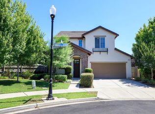 1483 Lily Ln, Turlock, CA 95382