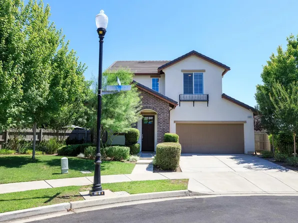 1483 Lily Ln, Turlock, CA 95382