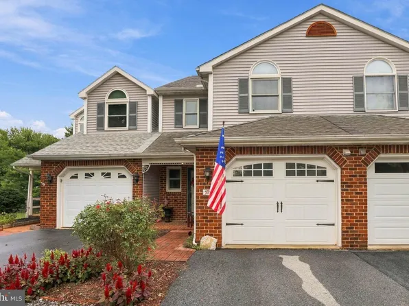 139 Pepperton Ct, Lititz, PA 17543