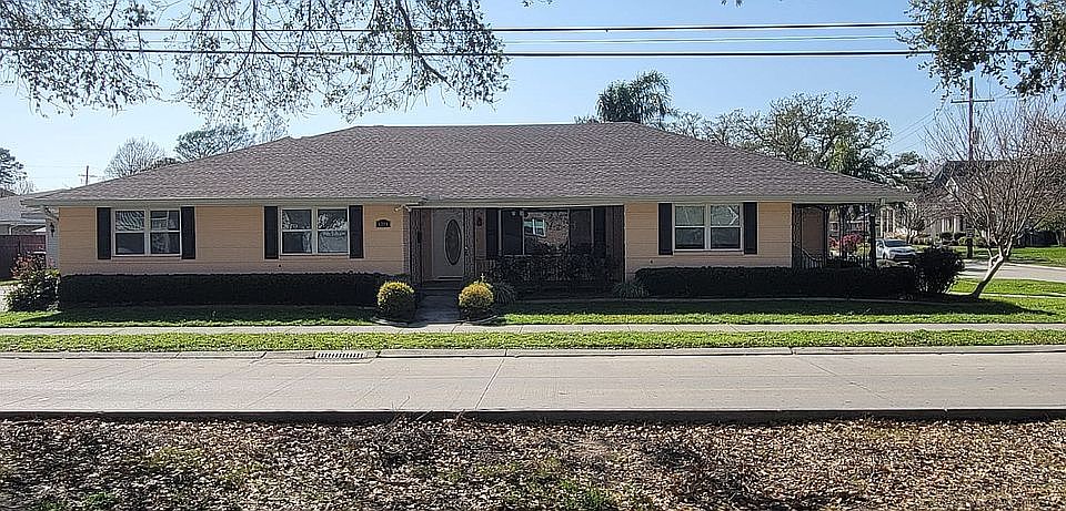 1st image of 6390 Fleur De Lis Dr