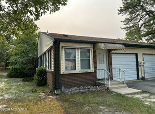 2 Fallbrook St #52, Manchester Township, NJ 08759