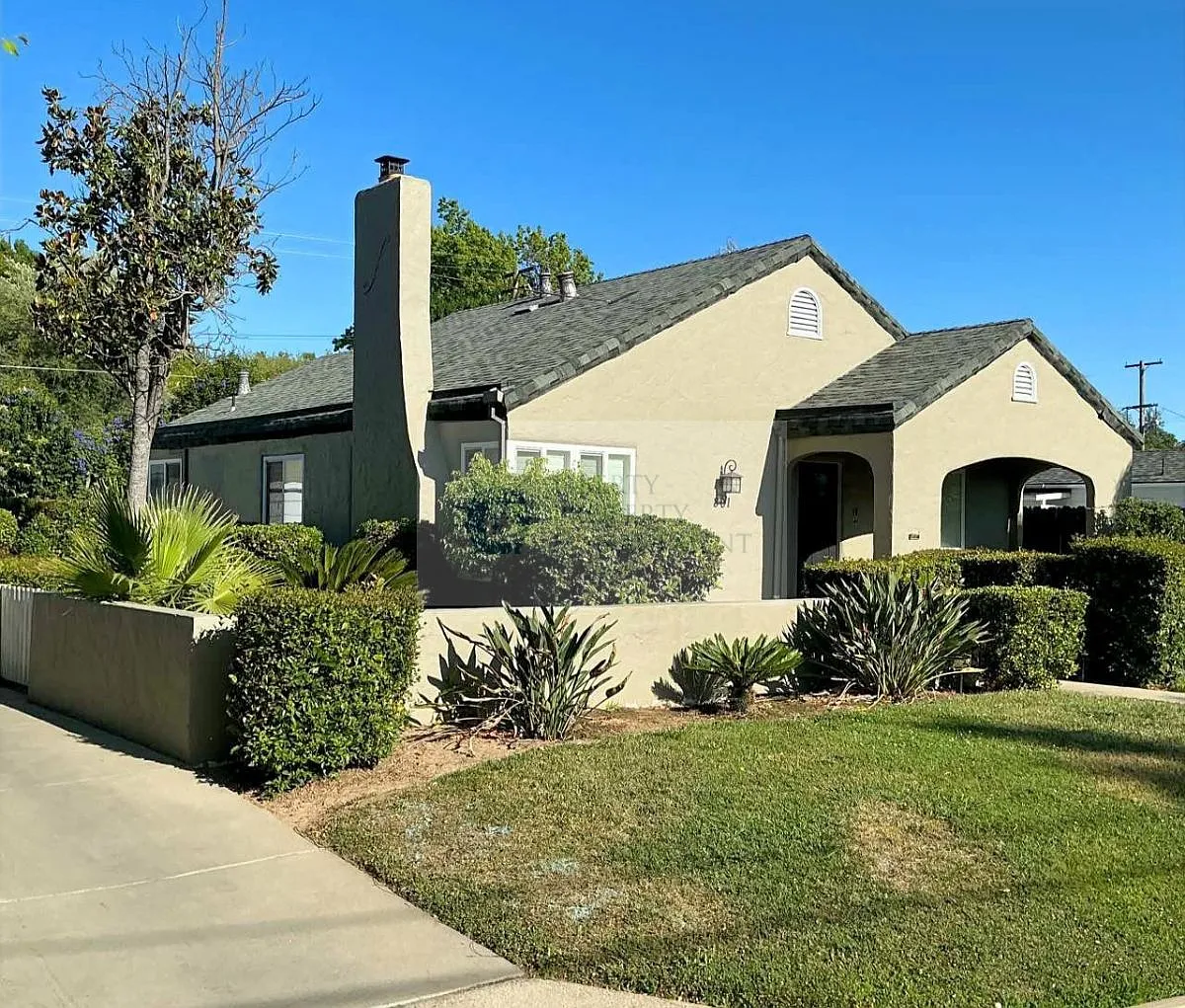 3 bed, 1566 sqft, $2,595 — Photo 3