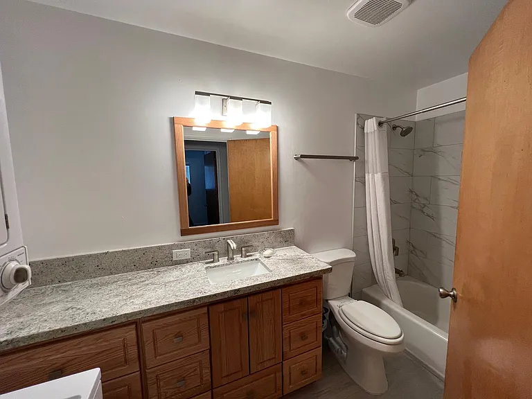 880 Tyler Way — Photo 14