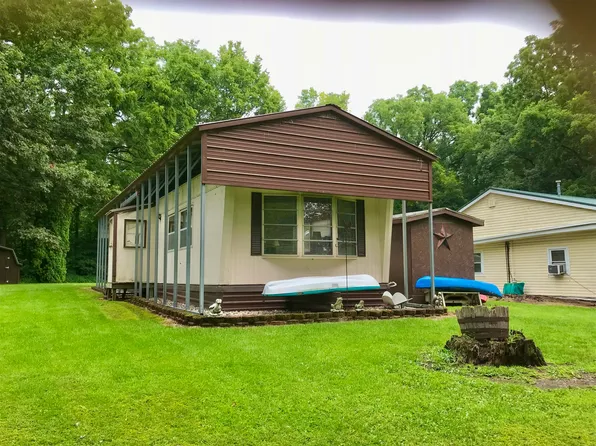 66521 Winding River Rd, Constantine, MI 49042