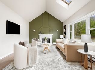 87 Fisher St, Needham, MA 02492