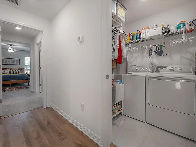 5223 Forum Blvd — Photo 22