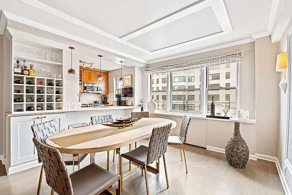 Sold by Compass | media 1
