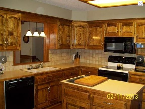 Nice big kitchen 