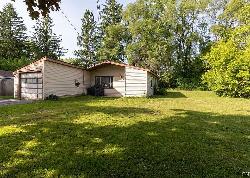 1st image of 8276 Hamilton Dr