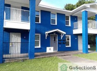 1016 E Arlington Ave #AC, Fort Worth, TX 76104