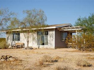 1475 Sunever Rd, Joshua Tree, CA 92252