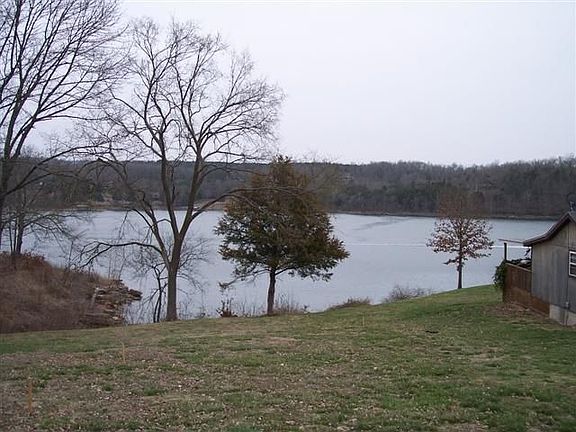 Winter Lakeview