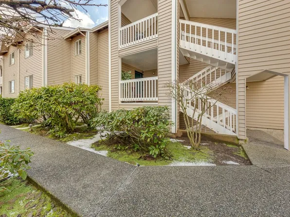 1410 W Casino Rd APT 21, Everett, WA 98204