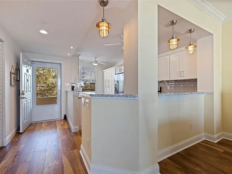 7902 Sailboat Key Blvd S #206 — Photo 8