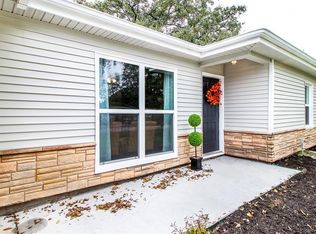 208 W Wilkins St, League City, TX 77573