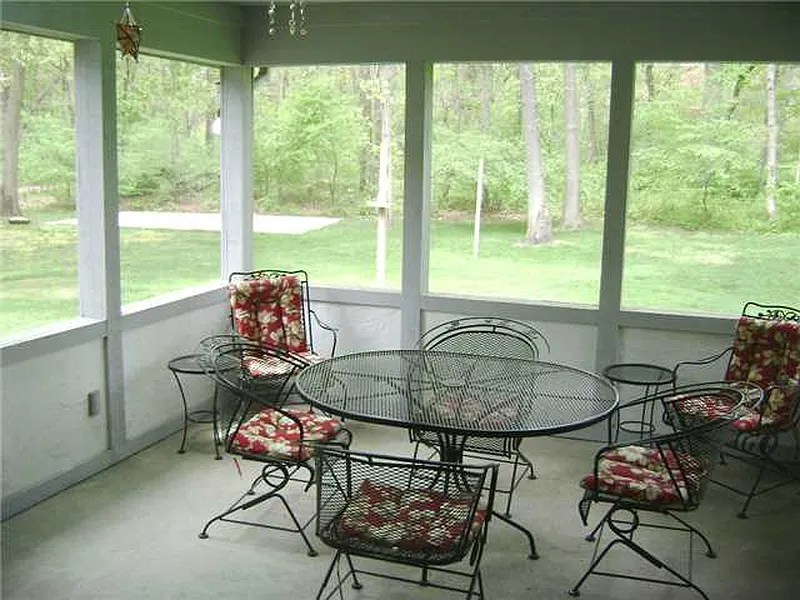 Thumbnail 11