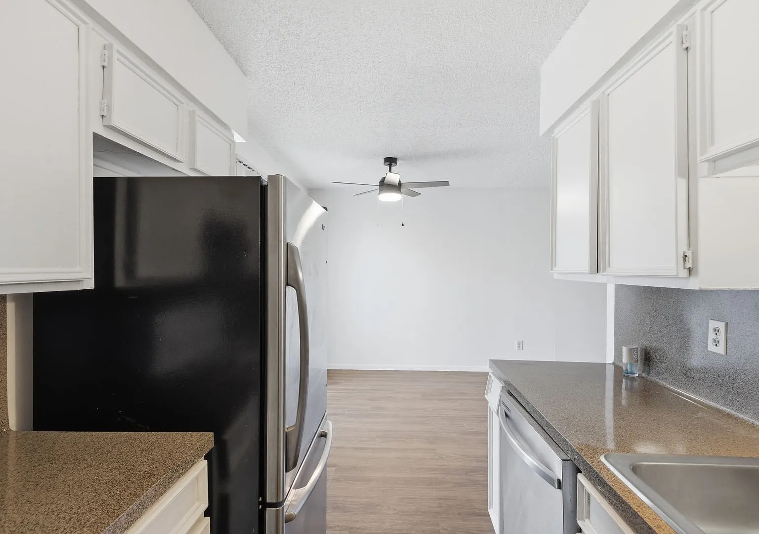 Central Austin One Bedroom Gem - Walk to Central Market! — Photo 1
