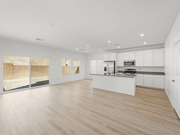 3 web or mls Lennar 3369 Dancing Waters St 3
