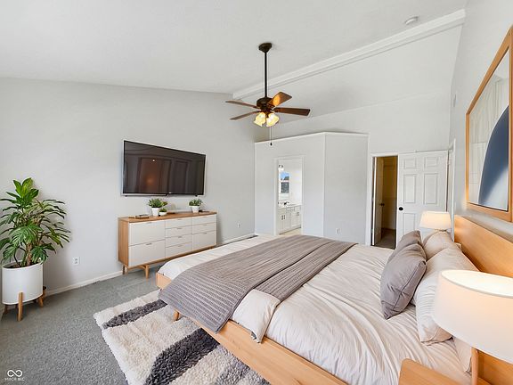 4th image of 11063 Deer Valley Dr