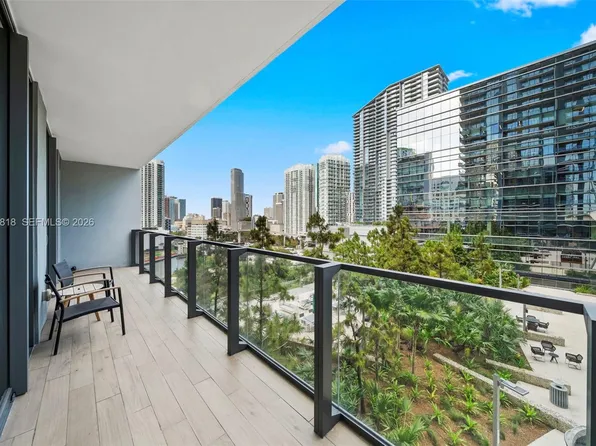 88 SW 7th St APT 809, Miami, FL 33130