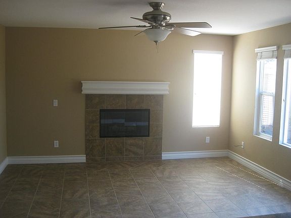 3rd image of 4400 Canyon Vista Way