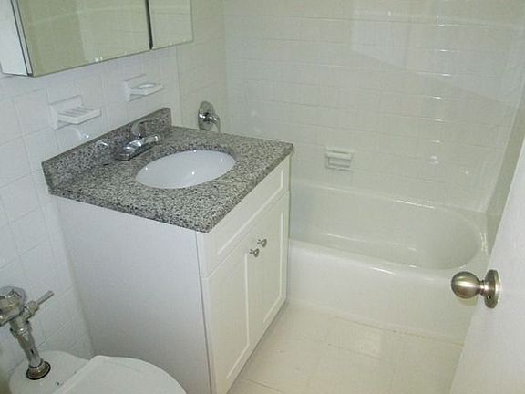 4th image of 12360 83rd Ave APT 5G