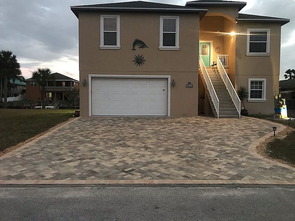 1st image of 7426 Yachtsman Dr