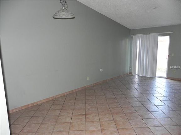 5th image of 801 Victoria Blvd