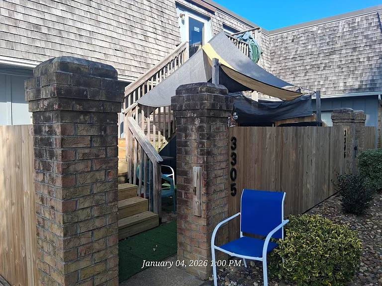 Barnacle Ln — Photo 30