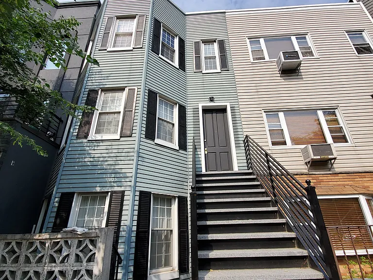 689 Humboldt St #2 — Photo 6