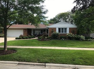 196 Austin Ave, Park Ridge, IL 60068