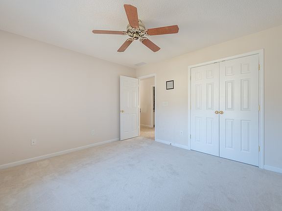 5th image of 518 Keeneland Ave
