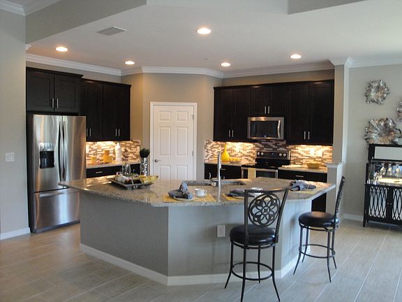 4th image of 10681 Pelican Preserve Blvd #C