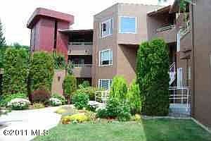 1st image of 128 Webster Ave Unit 7