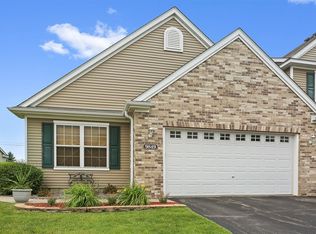 9849 Alvarado Ln N #4101, Maple Grove, MN 55311