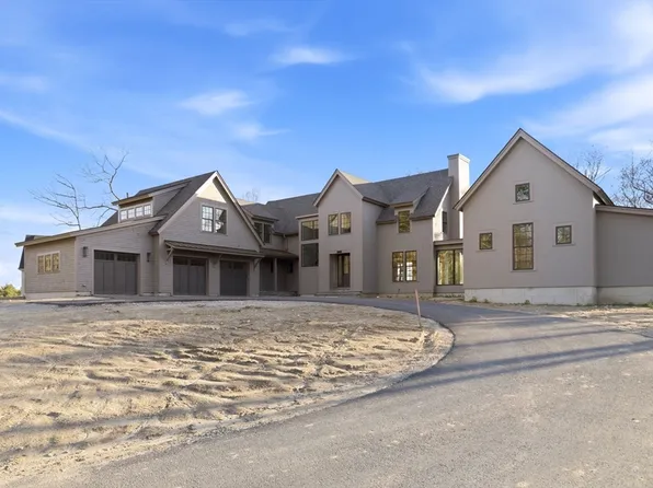 99 Sunset Rock Rd, Andover, MA 01810