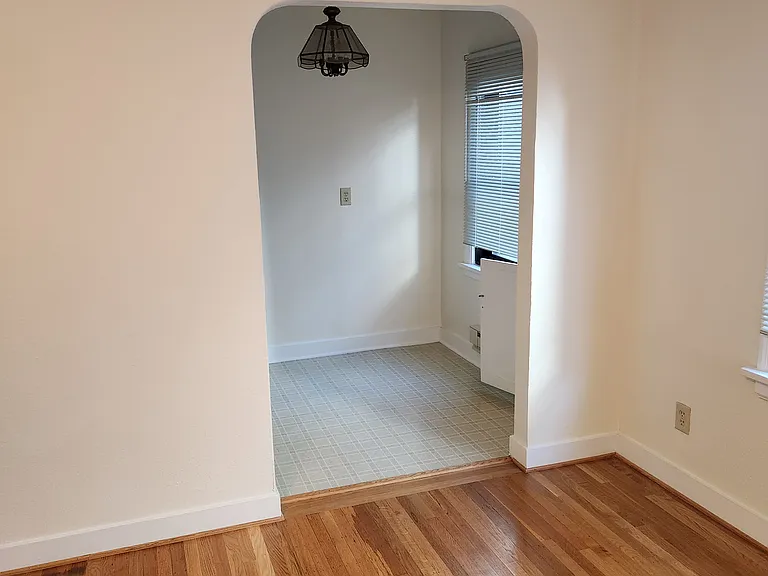 2317 10th Ave E #304 — Photo 5