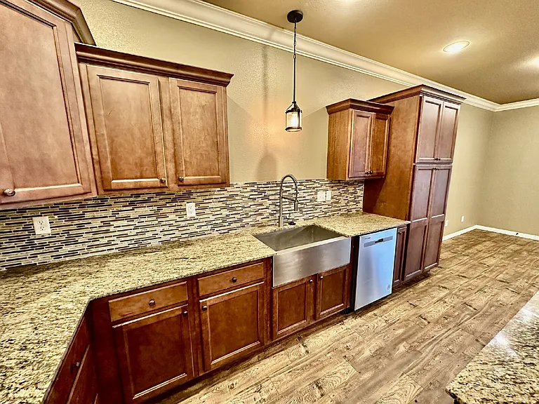 186 Old Farmington Rd — Photo 23