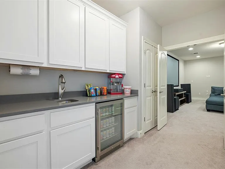 6005 Osceola Trl — Photo 15