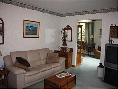 5th image of 18 Forest Hill Dr