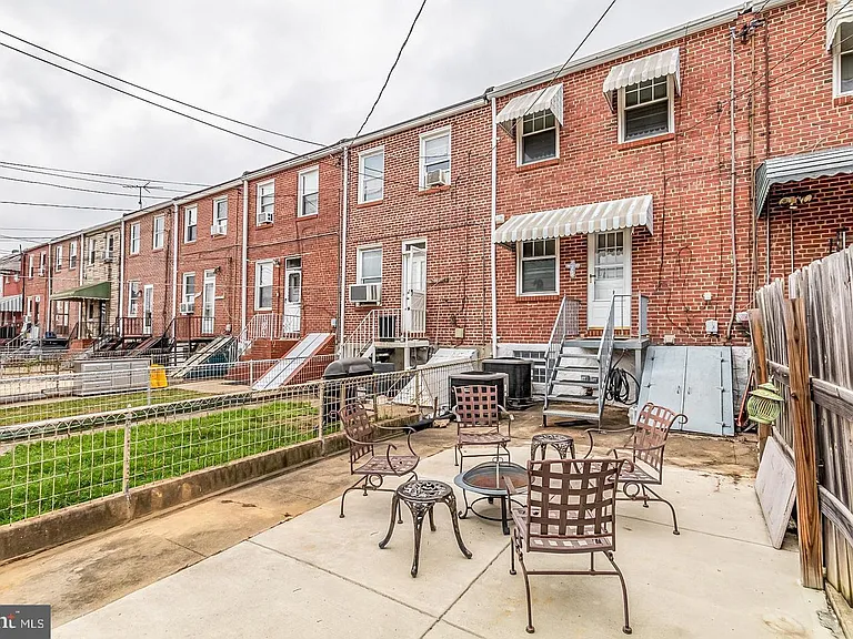 335 Drew St #1 — Photo 21