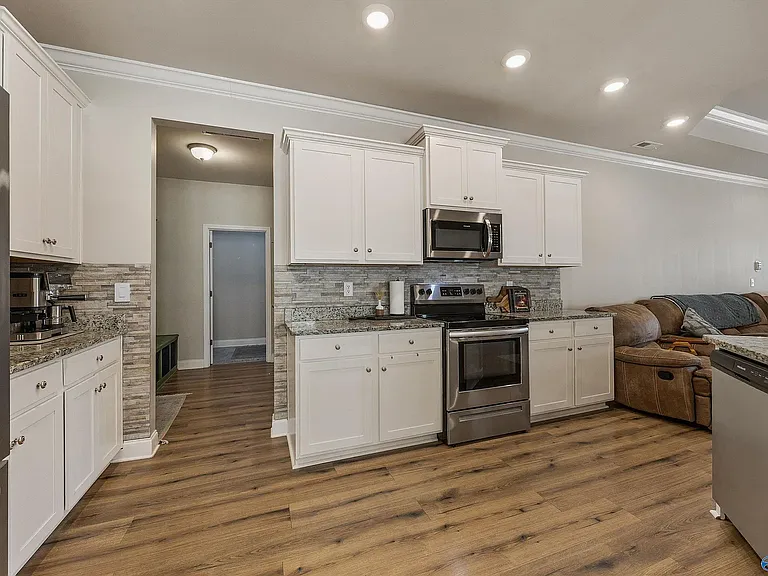 280 Falcon Ridge Dr — Photo 9