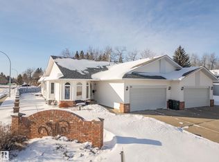60 Glencoe Pl, Strathcona County, AB T8A 5L2