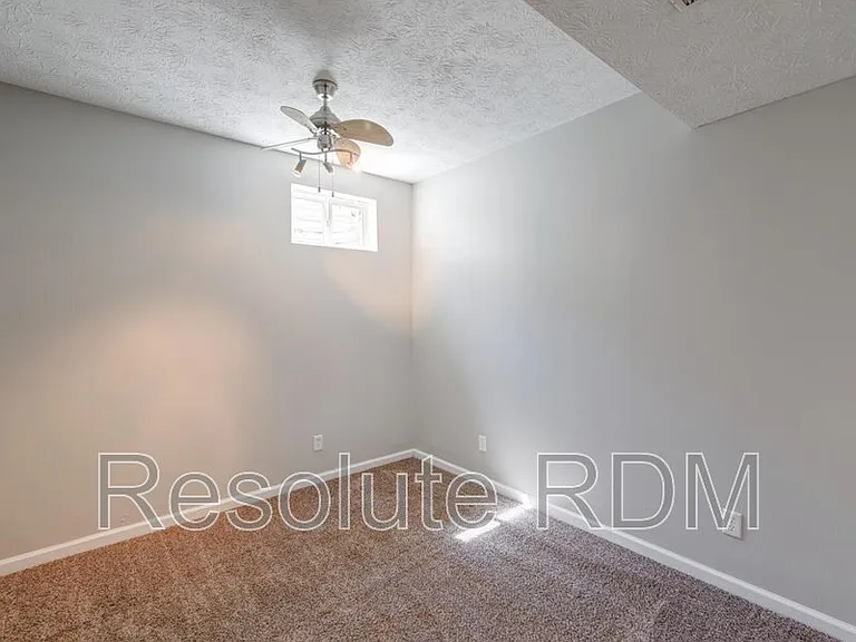 8262 Plumwood Ln — Photo 41