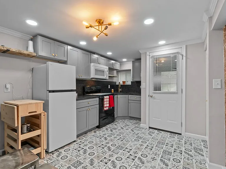 2511 Brookfield Ave #GL — Photo 5